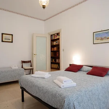 Casa Nella, With 2 Bedrooms,