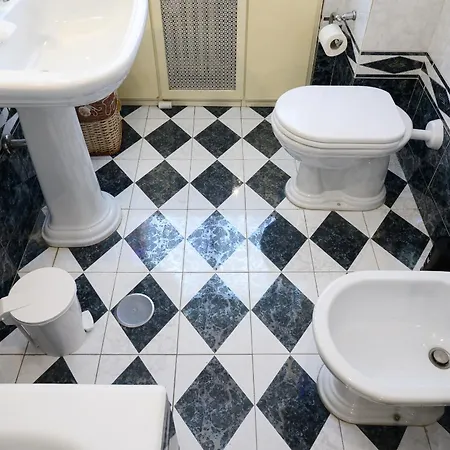 Casa Nella, With 2 Bedrooms, *